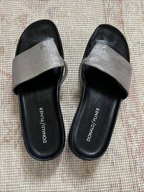 Donald Pliner sandals